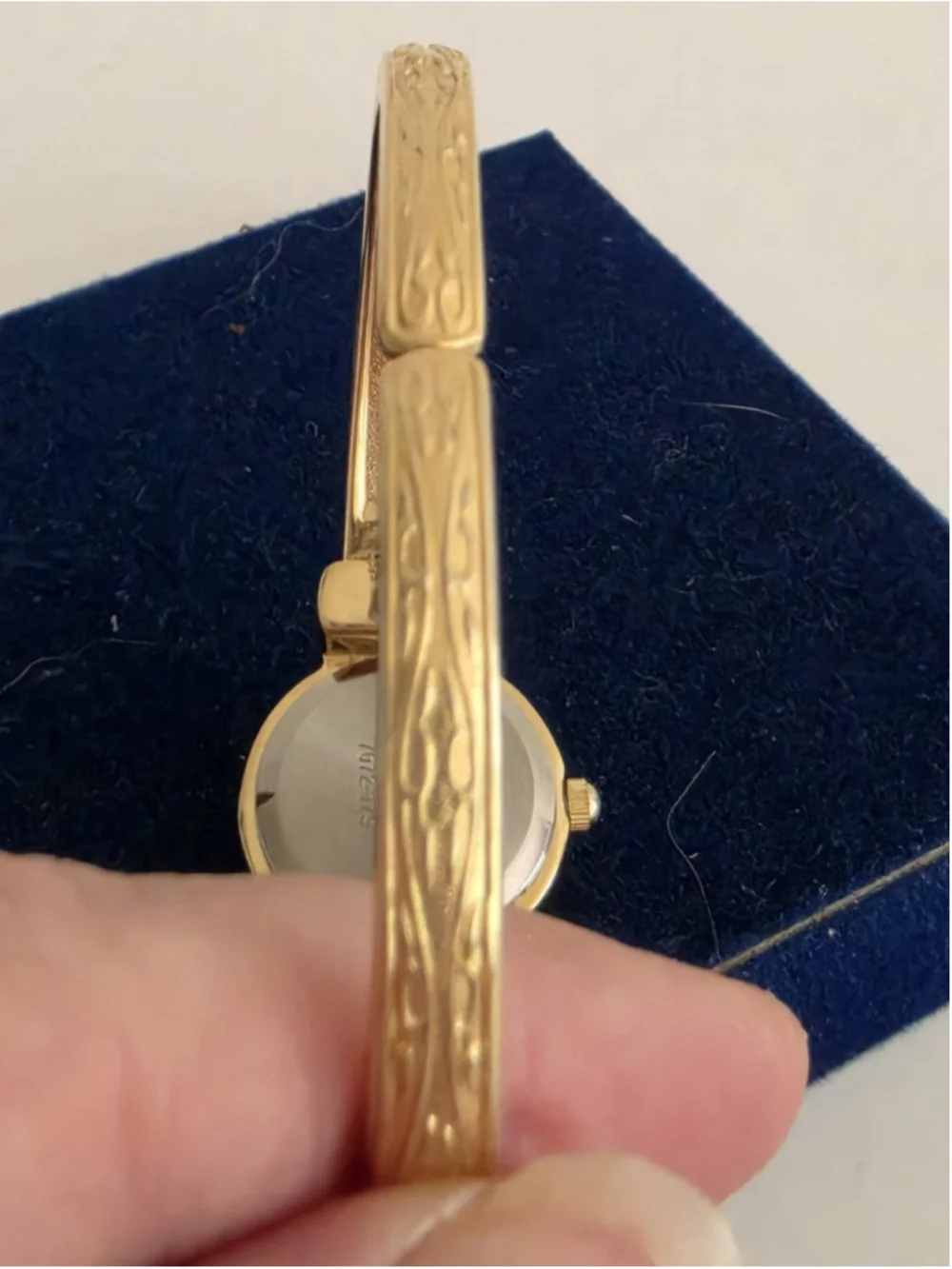 Vintage Gramercy Gold Tone Cuff Watch Rhinestone Bezel Quartz Expansion Band